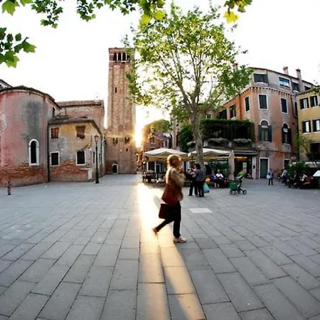 Rialto Sky